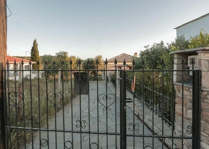 House Demetra * Astris