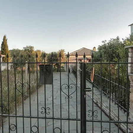 House Demetra * Αστρίδα